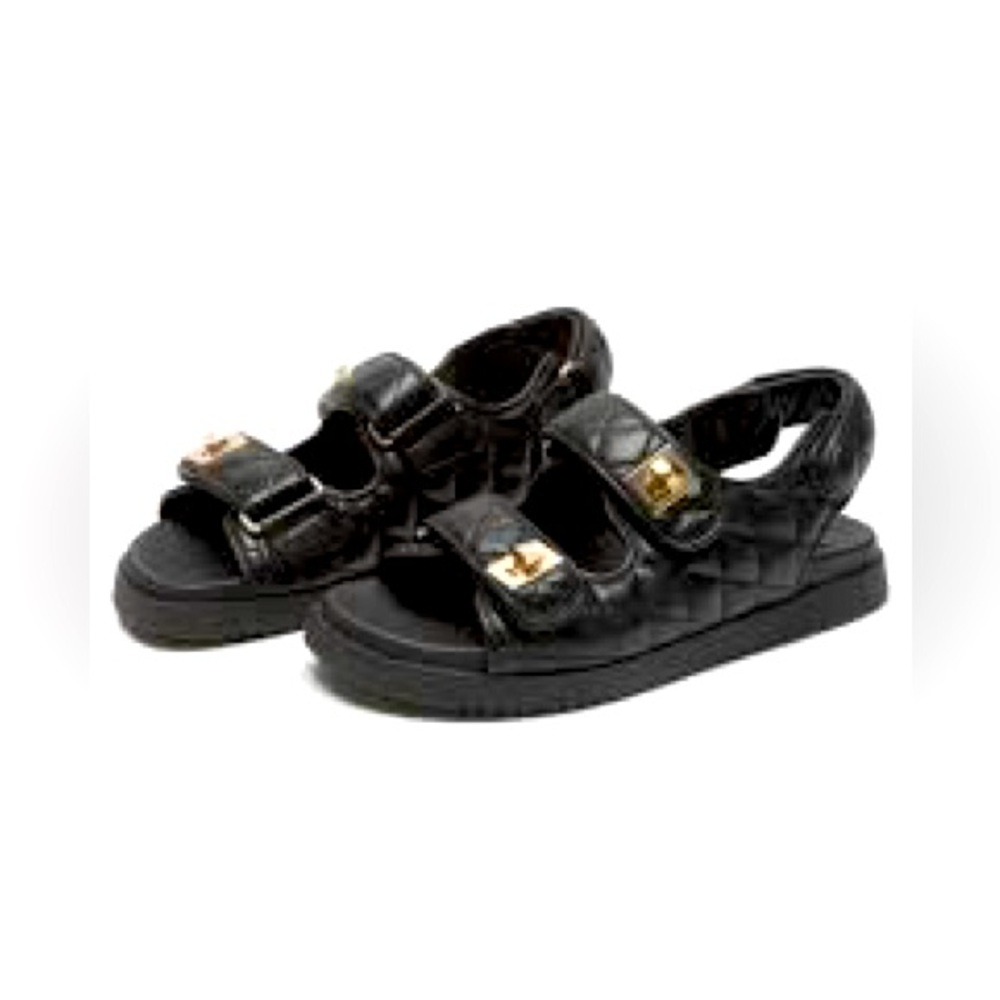 Steve Madden Women's Schmona Flat Sandal size 8